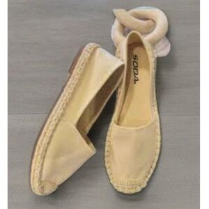Soda Women's Tan Espadrille Flats